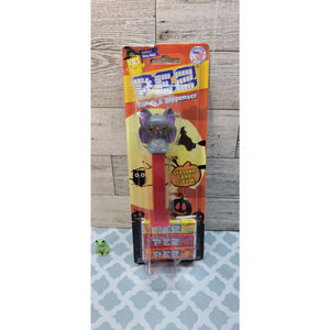 Vampire Bat Pez Dispenser Halloween 2021 w Candy Original Card Candy Corn